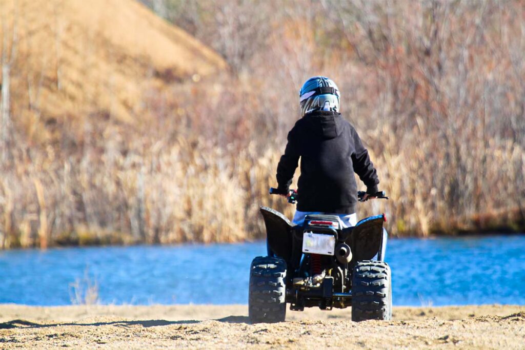 Youth Quad Nature