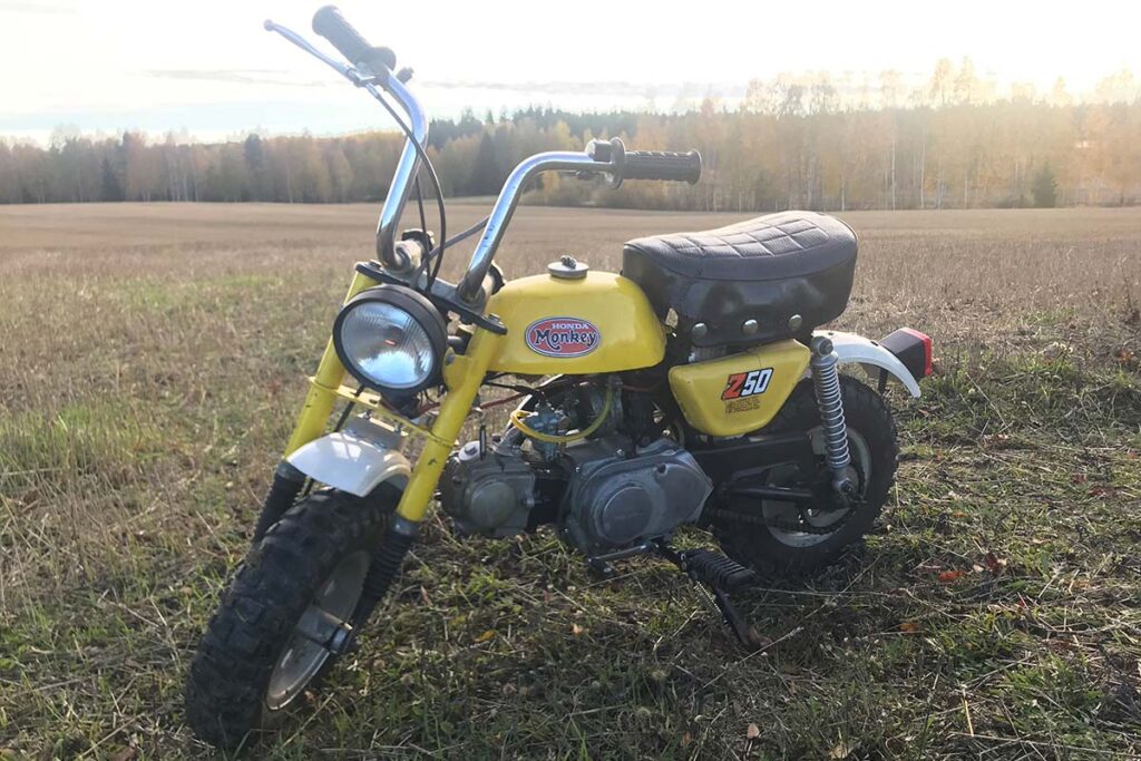 Yellow Honda Monkey Z50 Mini Bike