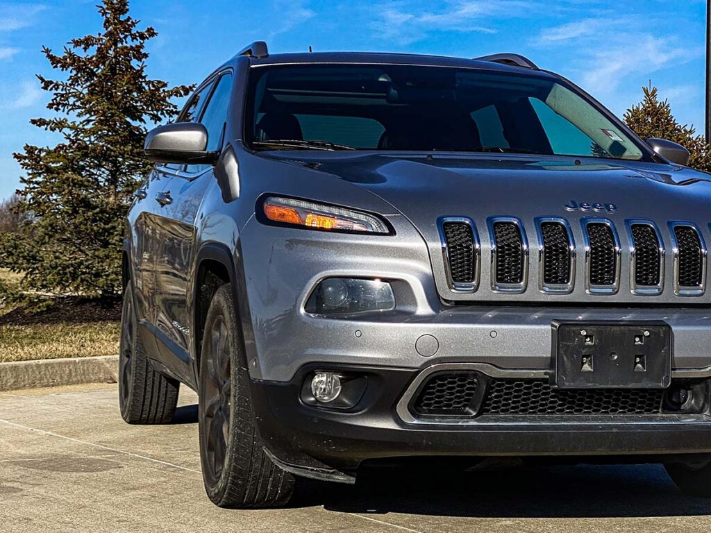 Silver Metallic 2014 Jeep Cherokee Limited