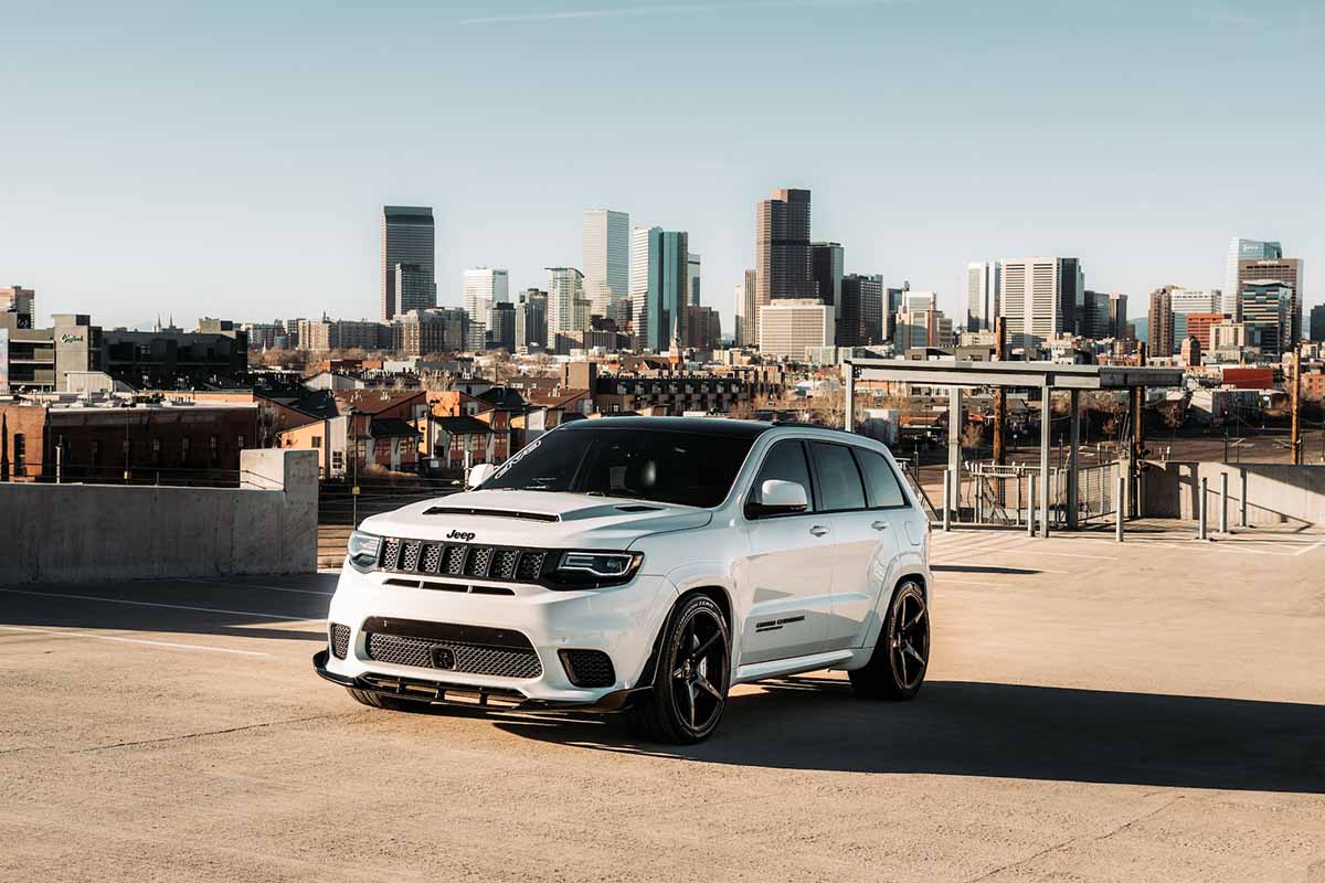 Jeep Cherokee vs. Grand Cherokee What's the Difference? OffRoading Pro