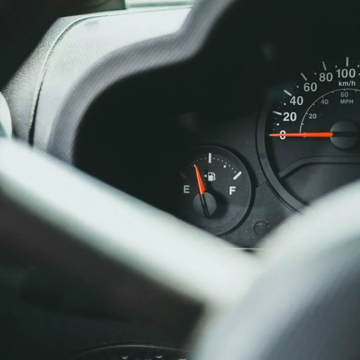 Vehicle Speedometer Gauge