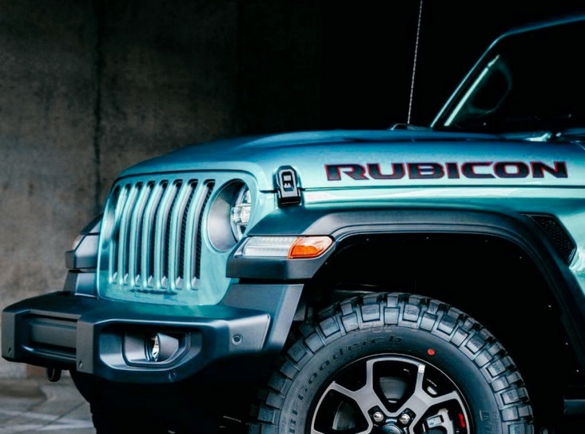 Blue Jeep Wrangler Rubicon Front